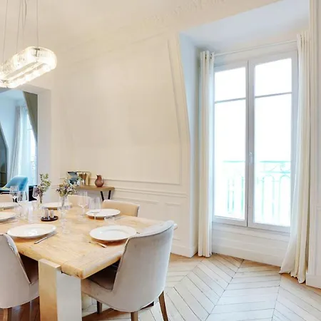 Chic Avec Vue - Montorgueil Apartman