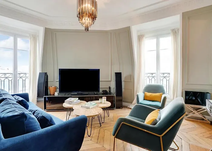 Chic Avec Vue - Montorgueil Paris